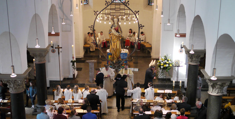 Erstkommunion-in-St-Mariae-