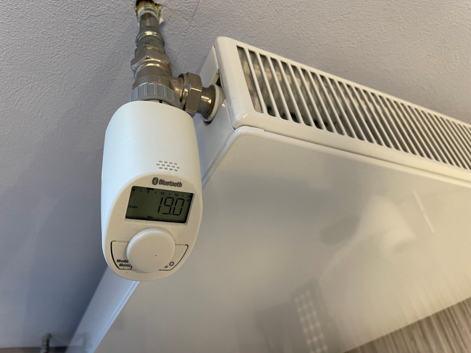 Heizung Thermostat (c) Vera Lender